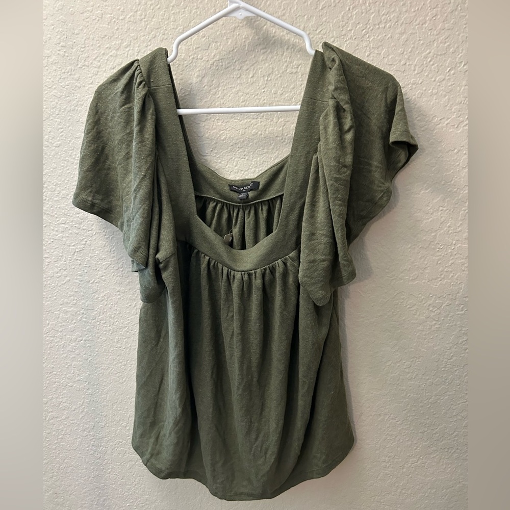 Olive Green BANANA REPUBLIC Top, Size Large Petite, NWT